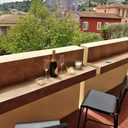 Διαμέρισμα Entierement Renove Cote Avec Garage