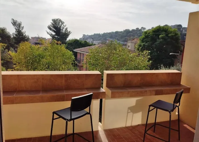 Entierement Renove Cote Avec Garage روكوبرُن كاب مارتي